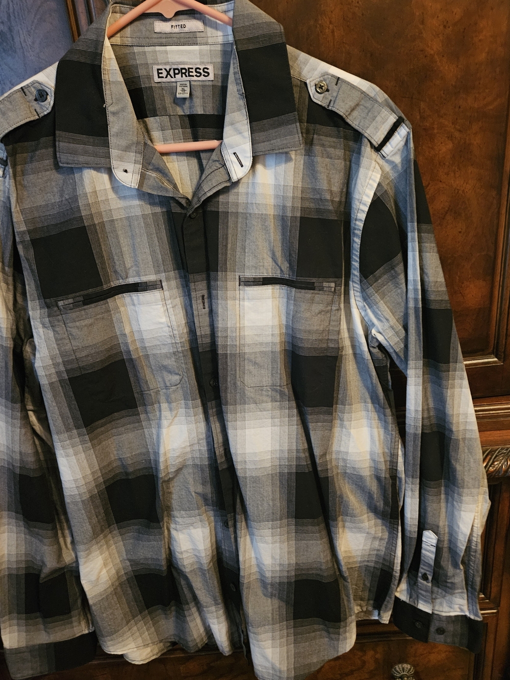Express Men's Black and Gray Plaid Lightweight Shirt Jacket